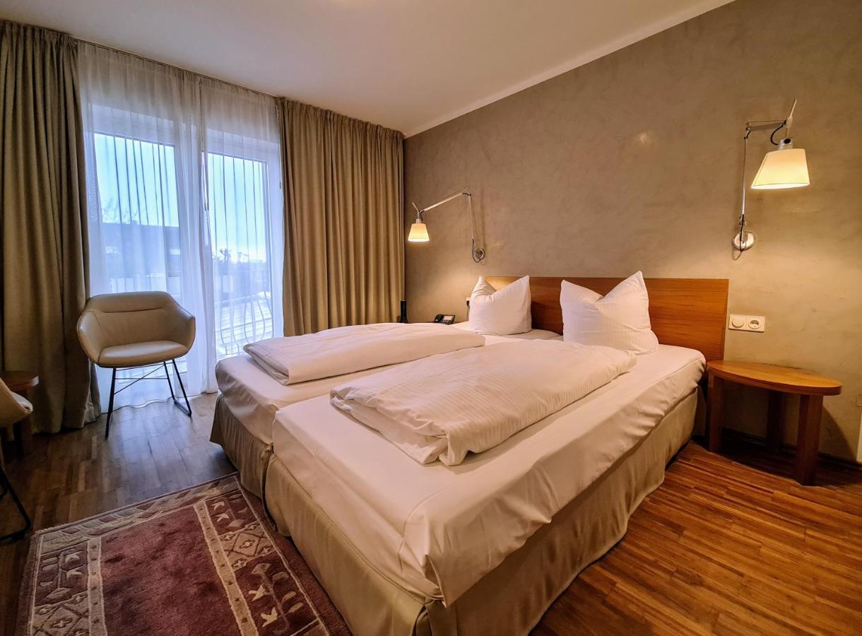 Hotel Restaurant Felix Bensheim Eksteriør bilde
