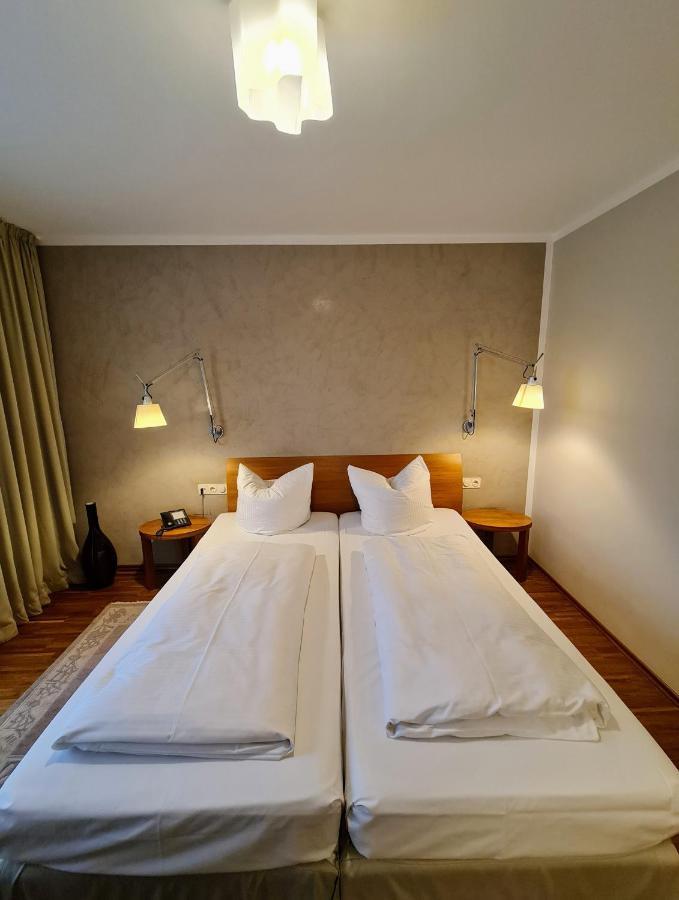 Hotel Restaurant Felix Bensheim Eksteriør bilde