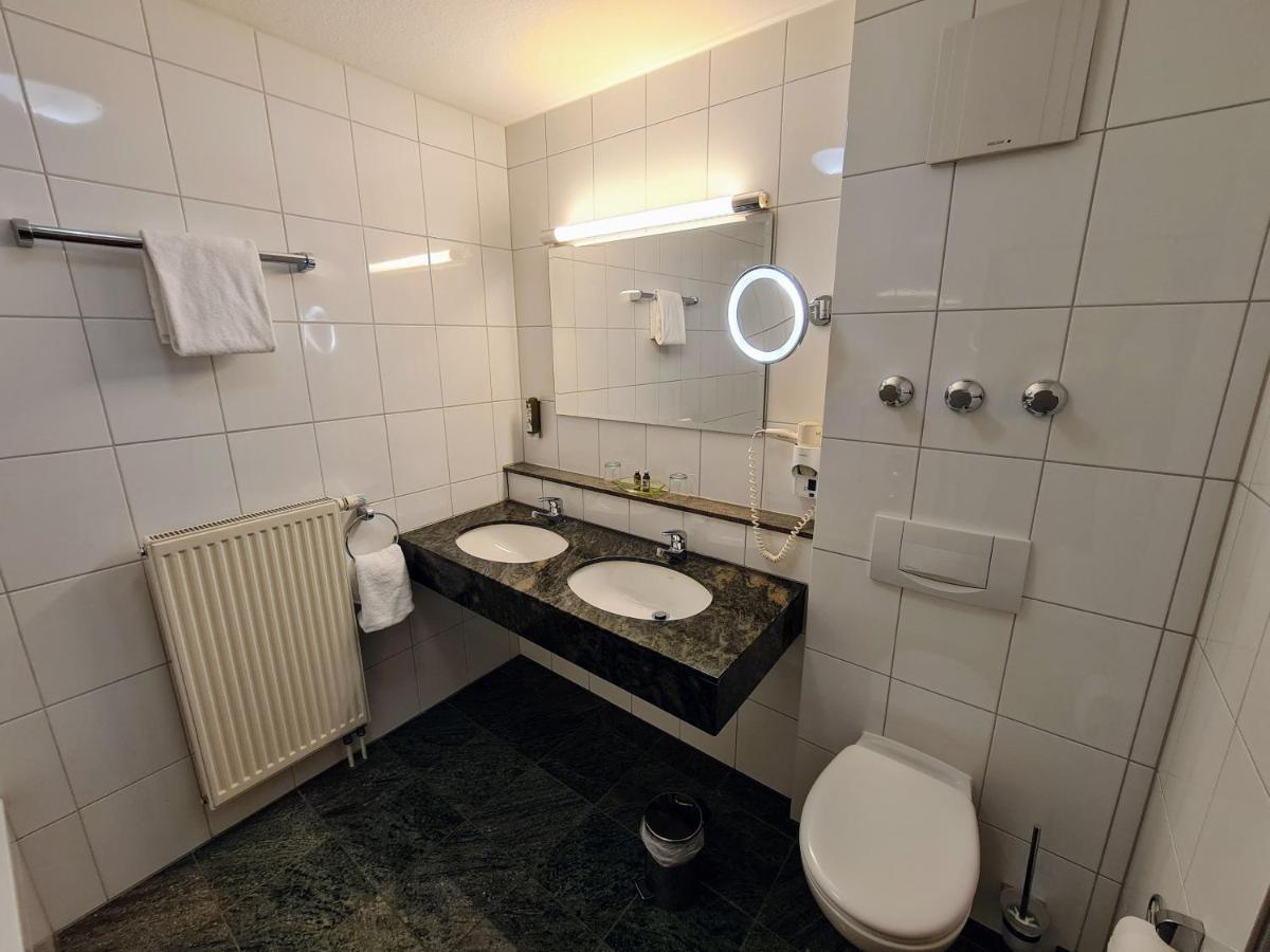 Hotel Restaurant Felix Bensheim Eksteriør bilde