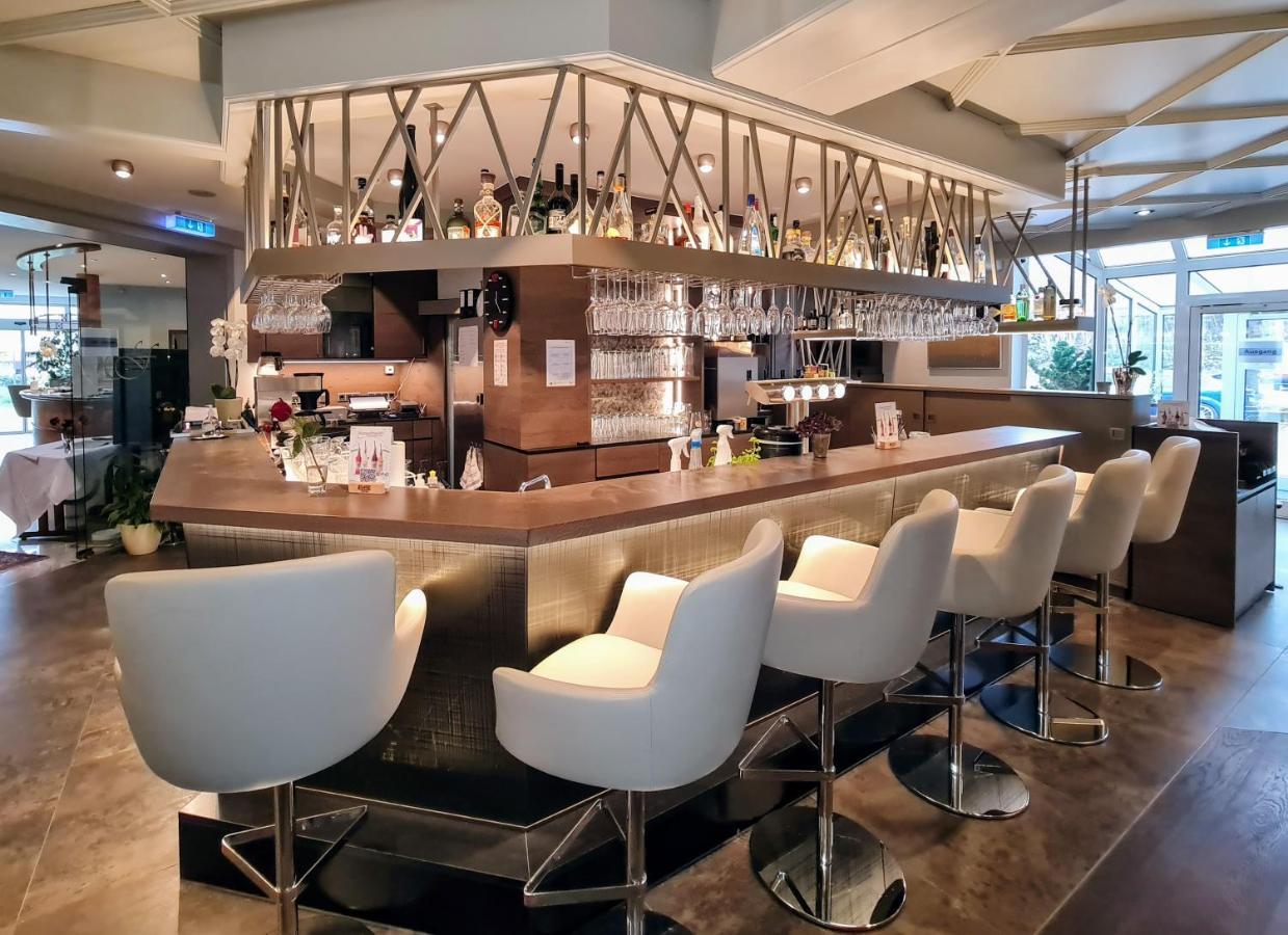 Hotel Restaurant Felix Bensheim Eksteriør bilde